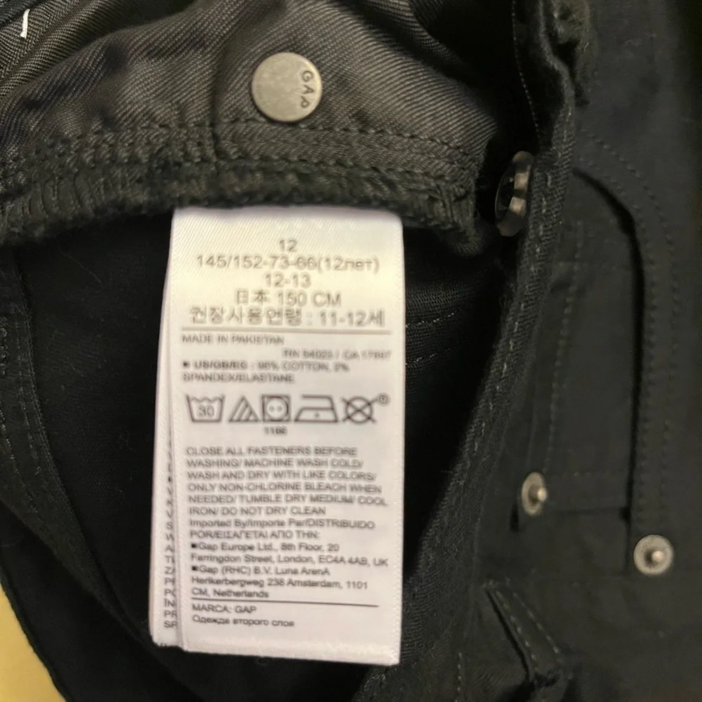 GAP BOYS Black Denim Jeans SIZE 12 brand new